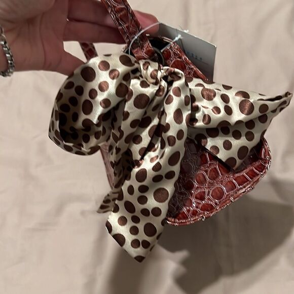 NWT Comely brown faux alligator handbag polka dot scarf that matches the lining - Picture 4 of 11